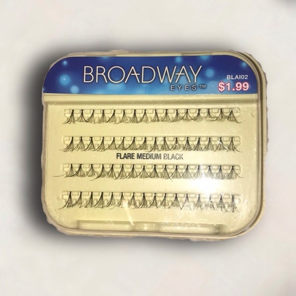 Other - 🦋MUST BUNDLE (5/$8) Individual Lash Strips